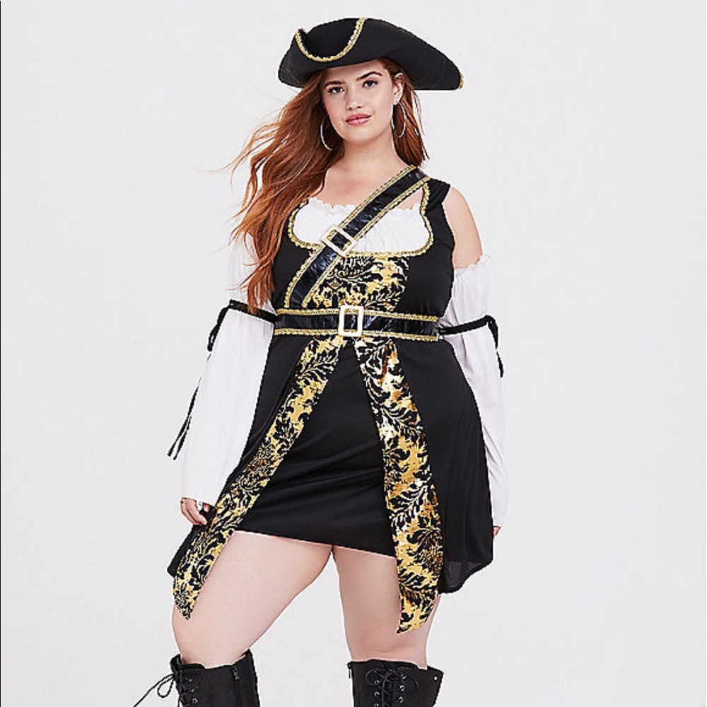 NIB Plus Size Pirate Costume - Size 1X/2X